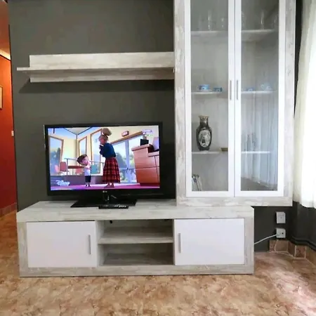 Bilbao, 3 Hab, 5 Camas, Wifi, Metro, Aparcamiento Gratis, Bilbao