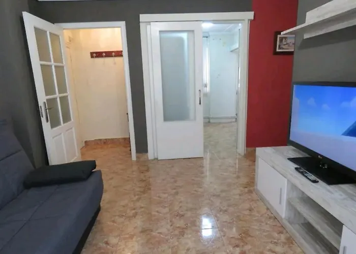 Apartment Bilbao, 3 Hab, 5 Camas, Wifi, Metro, Aparcamiento Gratis, Bilbao